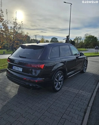 Audi Q7 cena 235900 przebieg: 58000, rok produkcji 2021 z Wrocław małe 379